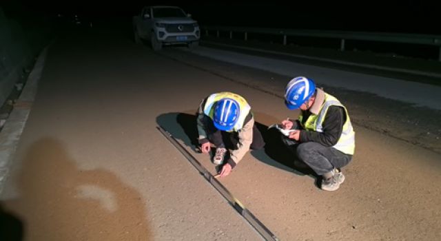 東泰咨詢川藏公路G318線項目總監辦加強水穩基層質量控制